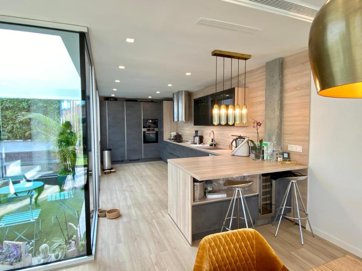 Front In With Amazing Sea Views Semidetached